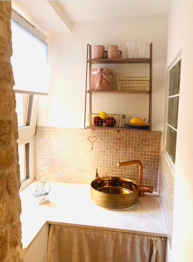 Istrian Stone House In The Heart Of The Beautiful Fishing Village Fazana - Only Few Steps From The Sea And The Wonderful Beach - Incl Plasma-Quad-Plus-Filter Against C O V I D Eksteriør bilde